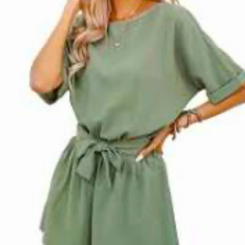 Cupshe Olive Green Tie-Waist Short Jumpsuit